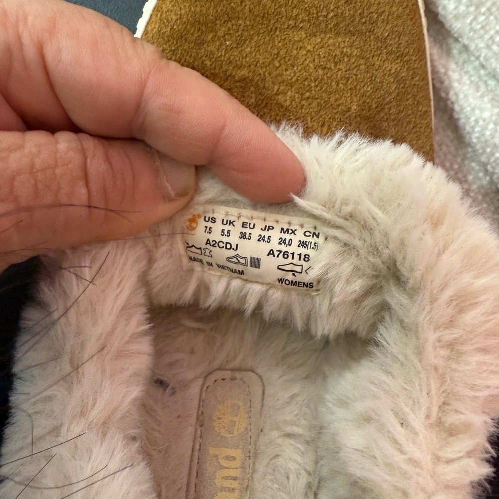 Timberland Skyla Bay Suede Slip On Comfort Warm Shearling Sherpa Cozy Women´s - Picture 7 of 7